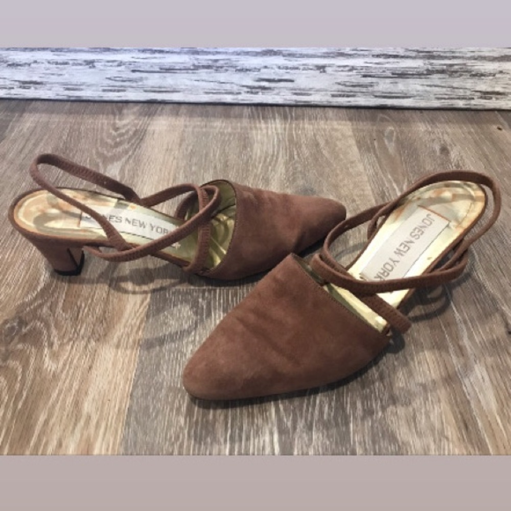 Jones New York Sued sling back low heels